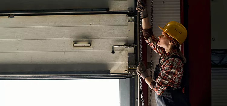 Addressing Common Garage Door Stoppage Issues in Conway, AR
